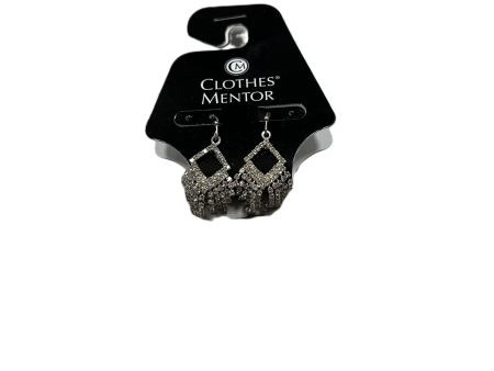 Earrings Dangle drop By Clothes Mentor For Cheap