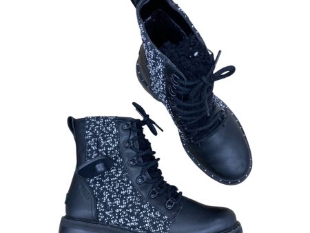 Boots Designer By Sorel In Black & White, Size: 8 Sale