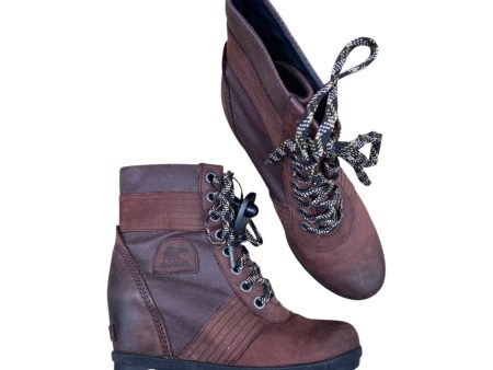 Boots Designer By Sorel In Maroon, Size: 9 Online