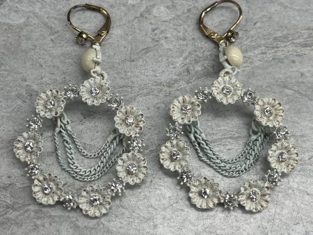 Earrings Dangle drop By Betsey Johnson Online Sale